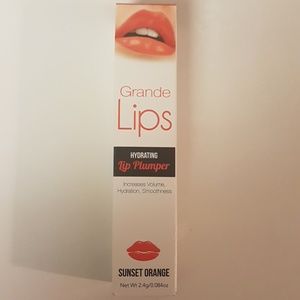 Lip Plumper NEW